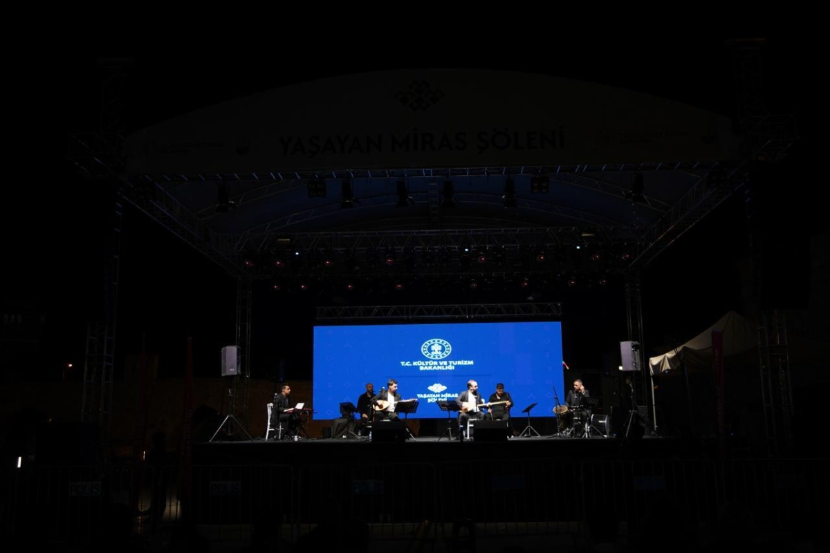 TOKAT-YASAYAN-MIRAS-SOLENI-SONA-ERDI-40